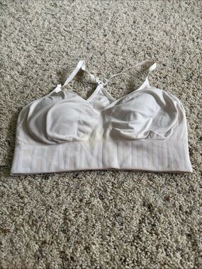 Under Armour Light Cream Wireless Sports Bralette